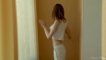 Blonde beauty paula z wrecks herself till cum so loud