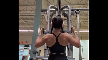 Lat pull downs improves upper body strength evansfitnessclub augusta georgia #latpulldown #latpulldowns #back #bac