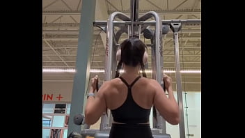 Lat pull downs improves upper body strength evansfitnessclub augusta georgia #latpulldown #latpulldowns #back #bac