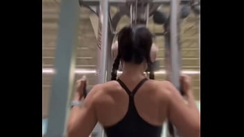 Lat pull downs improves upper body strength evansfitnessclub augusta georgia #latpulldown #latpulldowns #back #bac