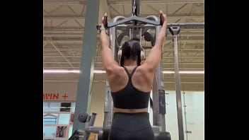 Lat pull downs improves upper body strength evansfitnessclub augusta georgia #latpulldown #latpulldowns #back #bac