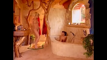 Kathy divan takes a bath when lesbian fanny blond licks her wet pussy