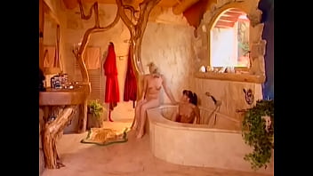 Kathy divan takes a bath when lesbian fanny blond licks her wet pussy