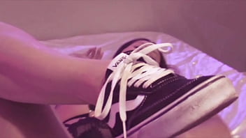 I'm taking off my sneakers so you can better enjoy my soles dirty version