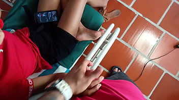 Flaca traviesa y cachonda de buenas tetas me da la mejor mamada de mi vida