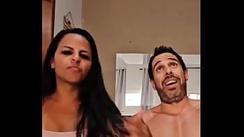 Ontem na festa do caricias minha mineirinha acabou dando pro cara errado hahaha entenda mais dessa história no vi