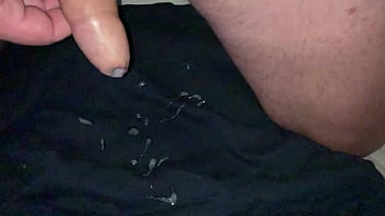 Ejaculation Après Une Bonne Branle thumbnail