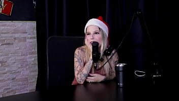 Loira tem a buceta fodida depois de falar que era muito assediada coisas que te broxa é submissa não gosta de dor ao extremo e será que daria pro mano brown baby fire watch sheer red