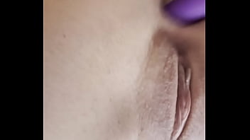 Mi que caliente me dejan mandándome con todas sus vergas