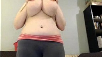 Unbeatable Huge Naturals On Webcam thumbnail