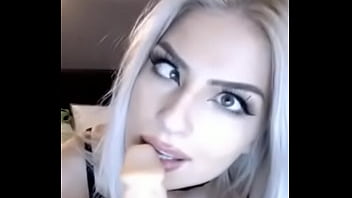Hot blonde webcam name who is she