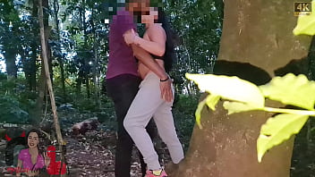 Conheci um seguidor no bosque maia em guarulhos e fomos foder no meio do mato