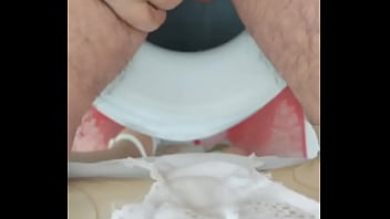 Riquísima Chica Travesti Con Pantimedias Minifalda Y Mallon thumbnail