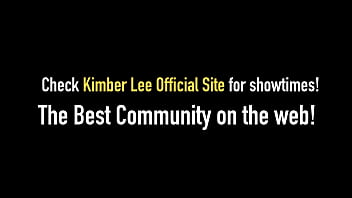 Kimber lee looks pretty sexy by doing literally anything