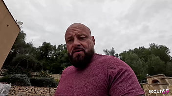 Curvy big natural bouncing boobs step daughter seduce old stranger to fuck her anal at holiday trip near pool