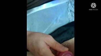 Termina con cum en la cara y su culo abierto