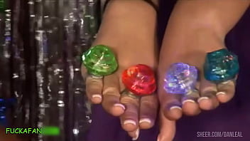 Fuck a fan – johnny t shoots a big cumshot on blinky rings of pawg tara