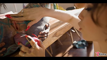 Twotattooed lesbian anal gape and squirt and big toy