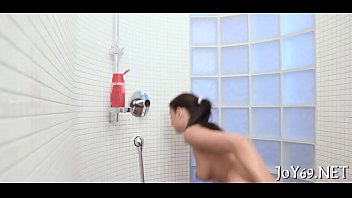 Solo gal stimulates mambos and cunt