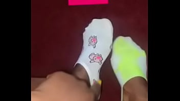 Enjoy queen in socks