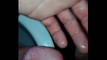 Jugando con mi polla