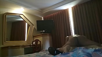 Mi amiga con beneficios ya se le hizo adiccion mi tolete y pues como hombre le tengo que responder hasta arrancarle el calzoncito