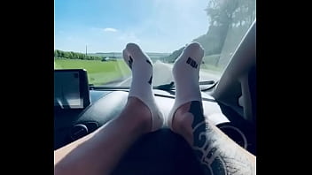 O que vocês fariam com eles #feet #feetcontent #fetichiste divulgaboy18 sabordmacho divulgaputos soparadivulgar se