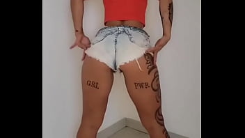 Só as gatas brasileiras rebolando