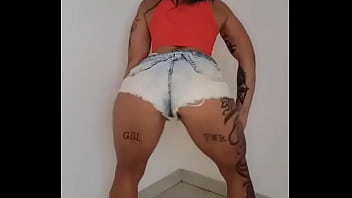 Só as gatas brasileiras rebolando