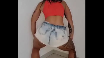 Só as gatas brasileiras rebolando