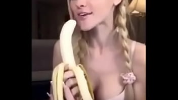 Teen sucks banana