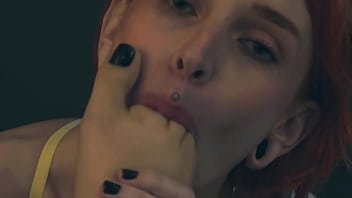 I need you to worship my feet and pussy