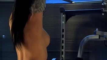 Her trainer is the one to get a hardcore workout from melissa