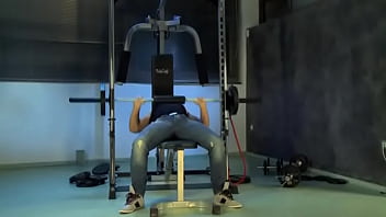 Her trainer is the one to get a hardcore workout from melissa