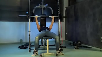 Her trainer is the one to get a hardcore workout from melissa