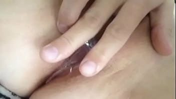 Сочний персик