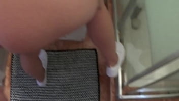 My friend fucks me while i'm putting on makeup and ends up cuming in my mouth