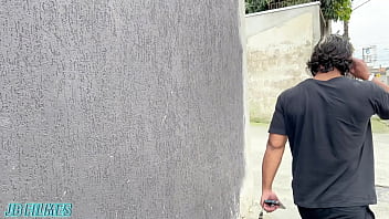 Marido corno sai pro trabalho e deixa sua mulher com a buceta molhada para o amante