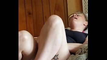 I love it when she fucks herself for me