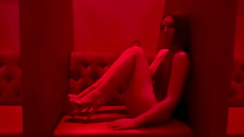 European stepmom artemisia love solo smoke sesh