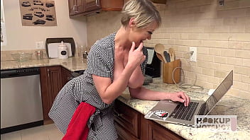 Hot blonde dee williams loves young tough & blond dicks raw