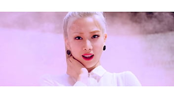 Loona Kim Lip Eclipse Mv thumbnail