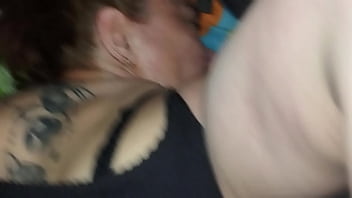 Dulcevaginaspro mi leche se le queda al final de su vagina