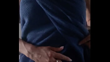 Petit avant goût de ma sortie de douche pour la suite non censuré passe vite