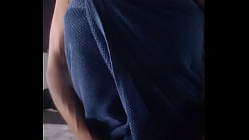 Petit avant goût de ma sortie de douche pour la suite non censuré passe vite