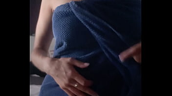 Petit avant goût de ma sortie de douche pour la suite non censuré passe vite