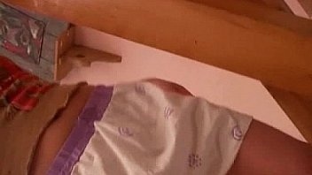 Teen taking her sexy shirt off