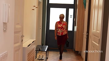 Sniffing licking squirting farting stepmom and her step daughter