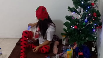 I'm having fun with my christmas presents this is my new collection of erotic toys to have sex next year student masturbates on his dirty christmas