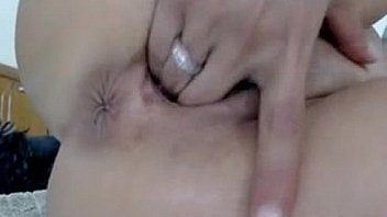 Sexy busty milf on webcam fingers her pussy hard and deep